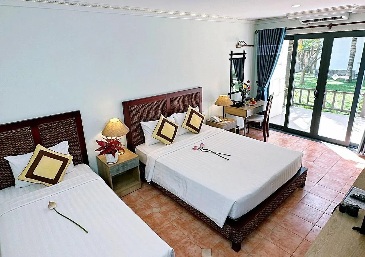 Lotus Vung Tau Resort & Spa 4*,