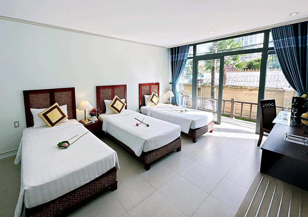 Lotus Vung Tau Resort & Spa 4*,