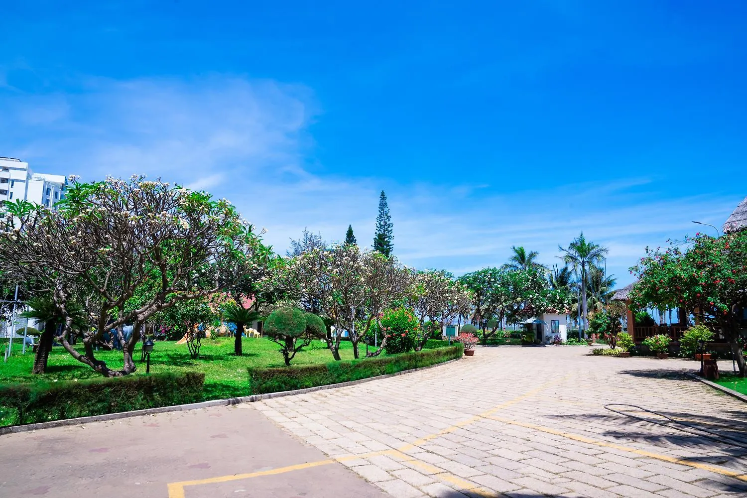 Lotus Vung Tau Resort & Spa 4*,